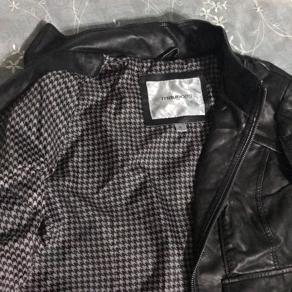 Motto Jacket - Picture 2 of 8